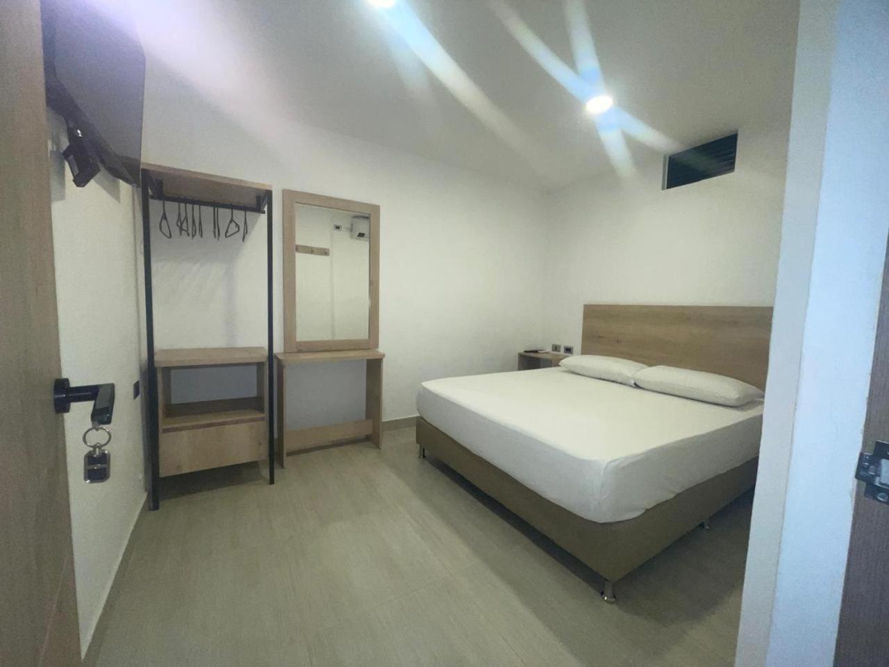 Hotel Villa Real Medellin Exterior photo